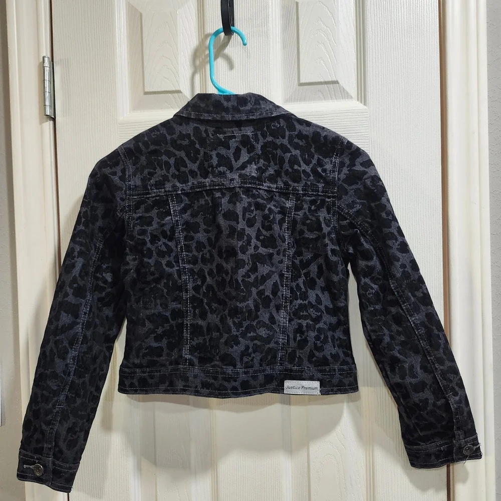 Justice Girls Size 10 Black Grey Leopard Animal Print Denim Trucker Jacket